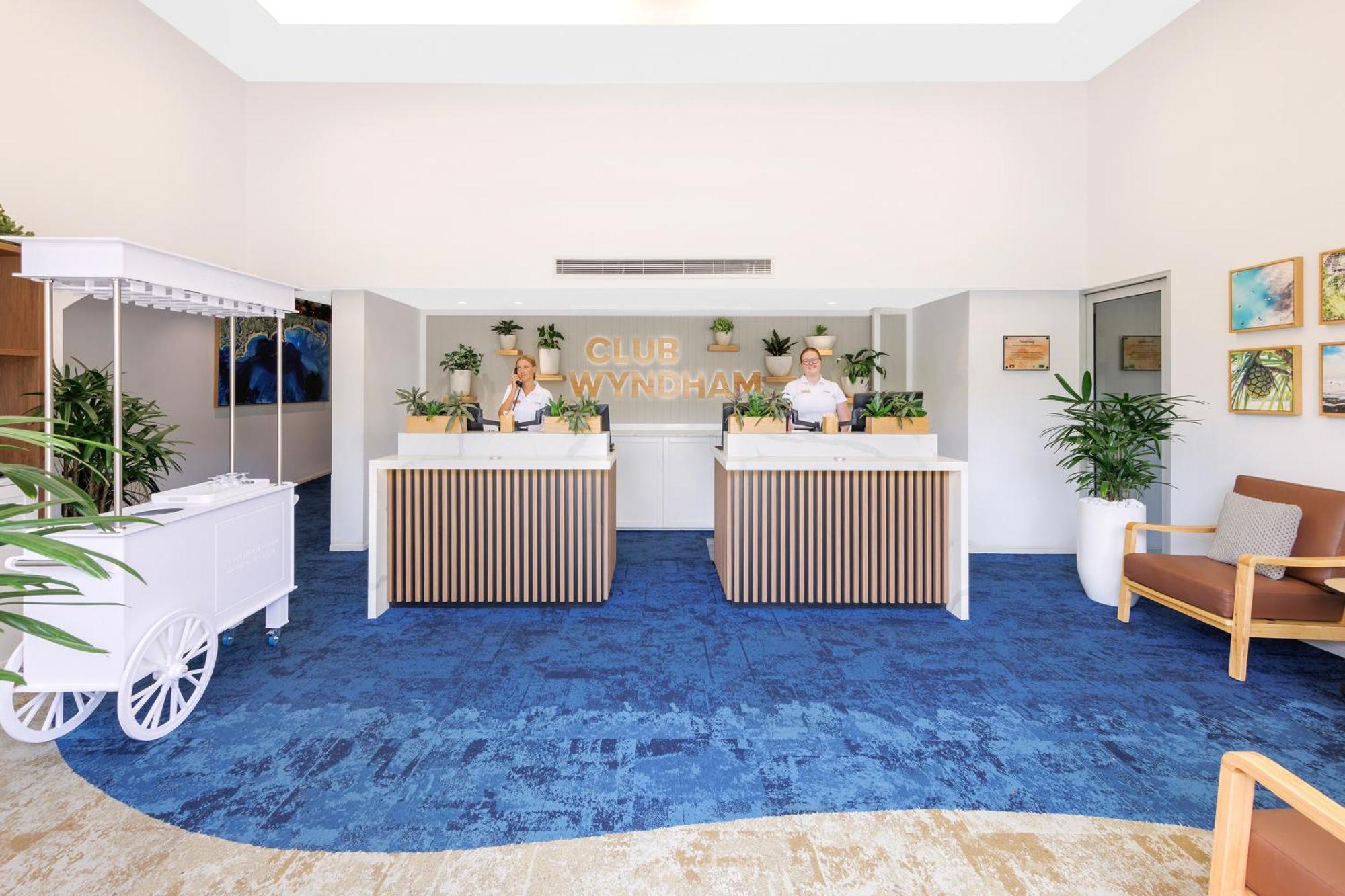 Club Wyndham Kirra Beach Gold Coast Exterior photo